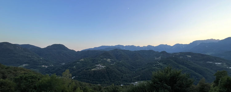 I migliori scorci per ammirare le Piccole Dolomiti dalla Val Leogra